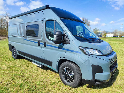 Moderner Camper Carado CV600Pro+ mit Dieselheizung und beheiztem Abwassertank.