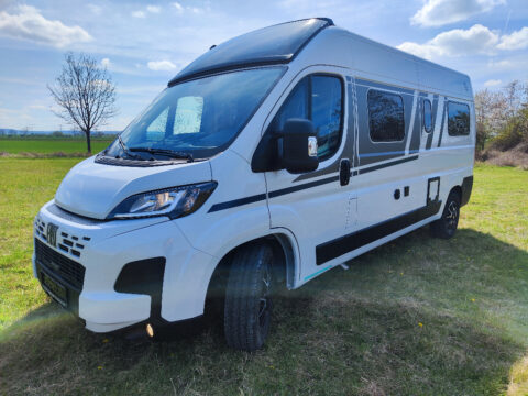 Wohnmobil von Campernauten